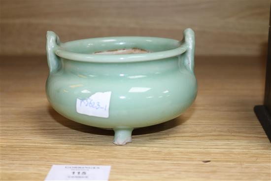 A Chinese celadon glazed censer, Qing dynasty 12cm diam